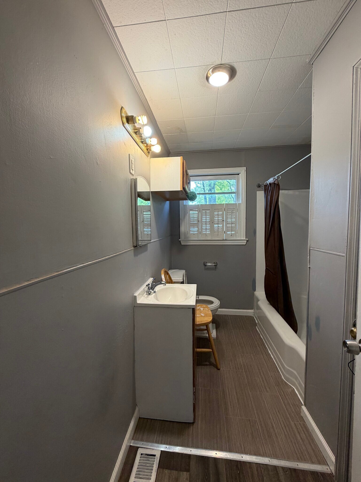 Building Photo - 708 Springfield Rd