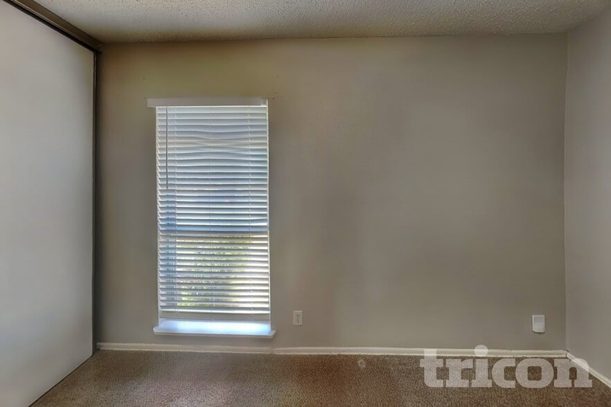 Building Photo - 5223 Tom Stafford Dr