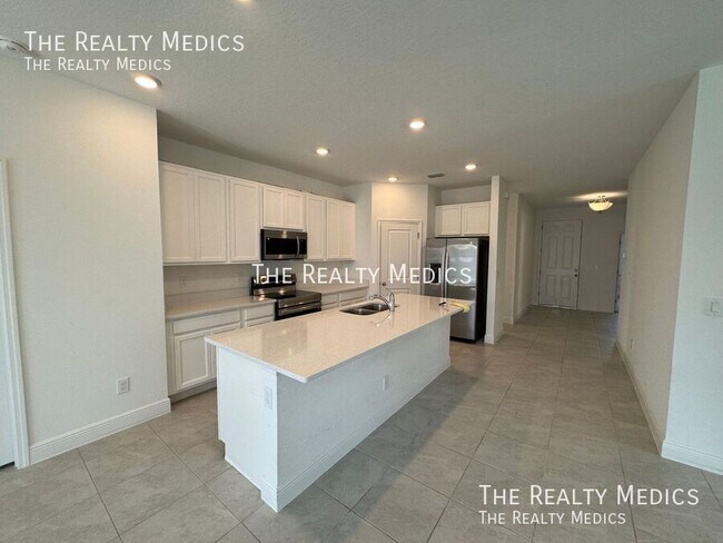 Building Photo - 1537 Meadowlark Dr