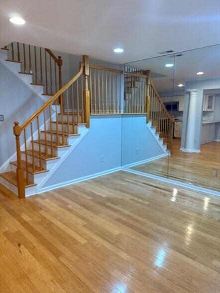 Large open staircase to second floor - 3 Paula Way
