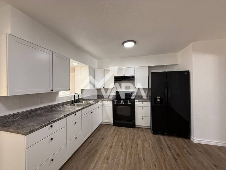 Building Photo - 311 Bertetti Dr