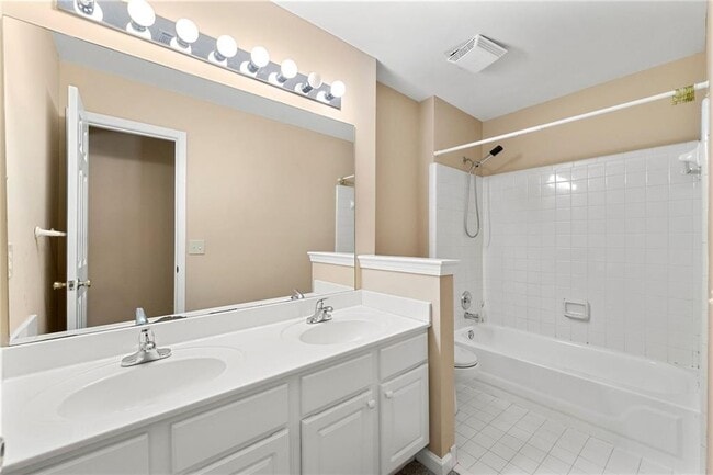 Building Photo - 158 Kenley Ct