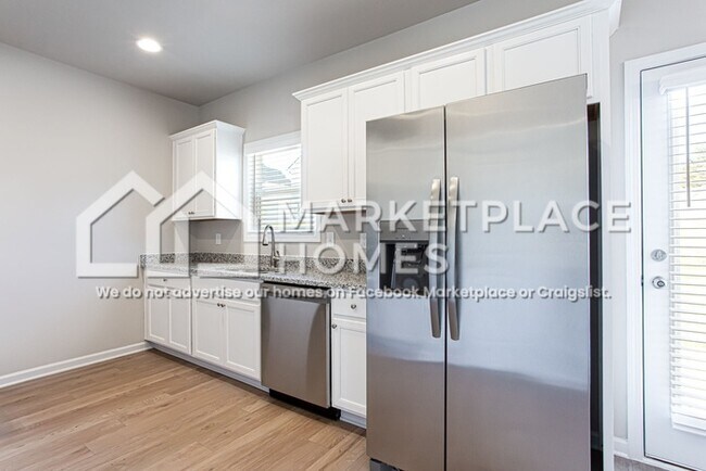 Building Photo - 250 W L Miller Dr