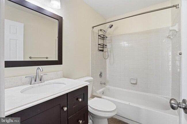 Building Photo - 6005 Pieco Ct