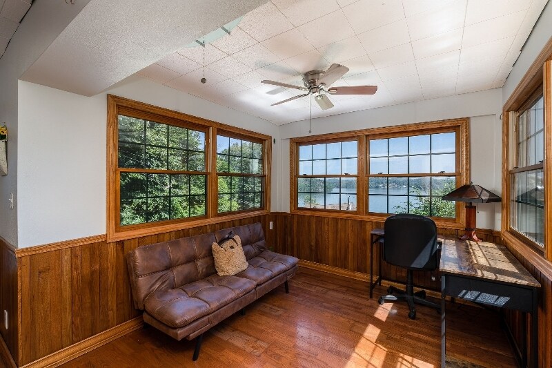 Building Photo - 125 Shirley St