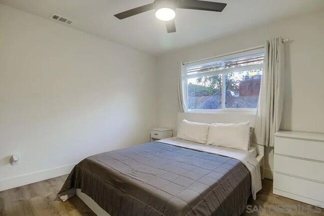 Building Photo - 6964 Mt Vernon St