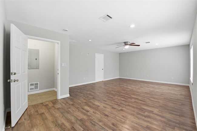 Building Photo - 6203 Gaston