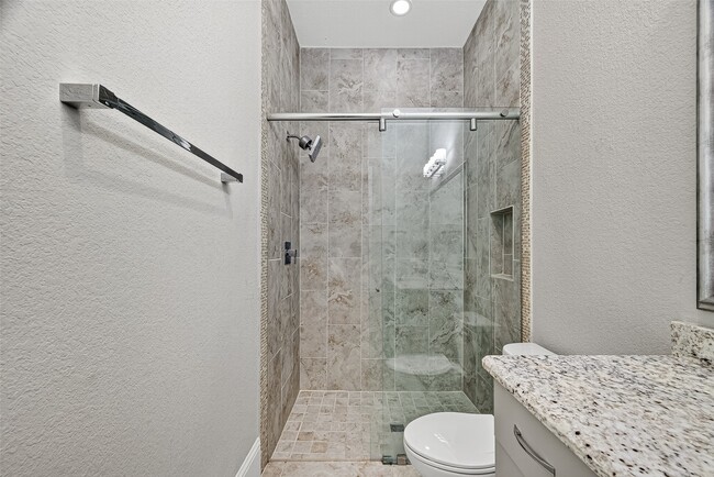 Building Photo - 2116 Mason St