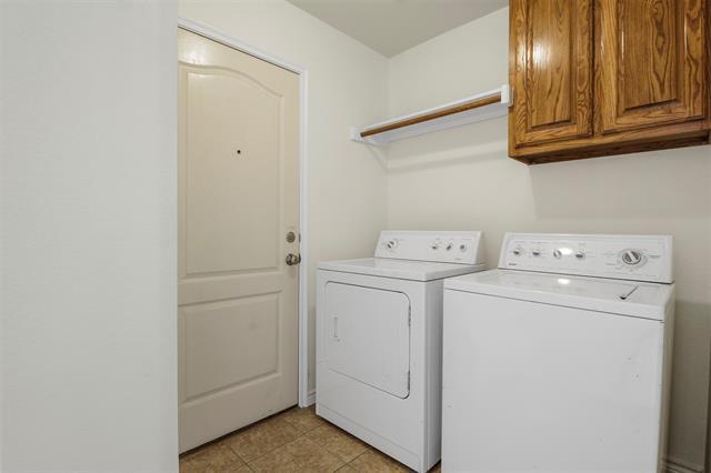 Building Photo - 13463 Four Willows Dr