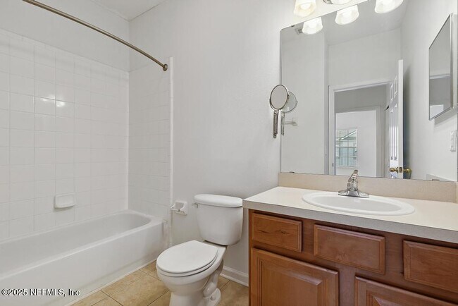 Building Photo - 7202 Deerfoot Cir