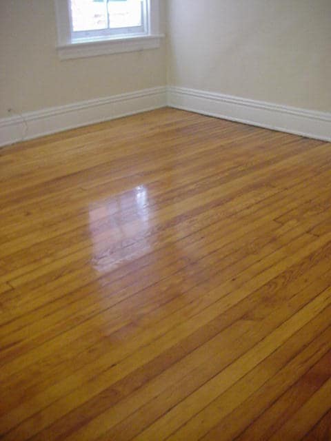 Building Photo - 6 N Mulberry St