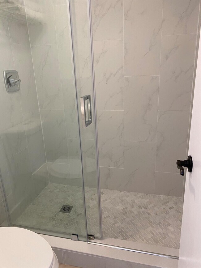 Building Photo - 955 Dotterel Rd