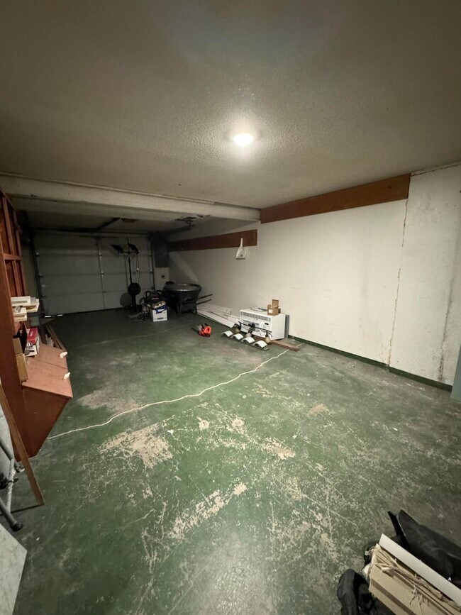 Building Photo - 3405 Balboa Ln