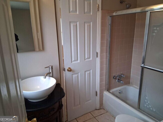 Building Photo - 3336 Cowan Mill Ct