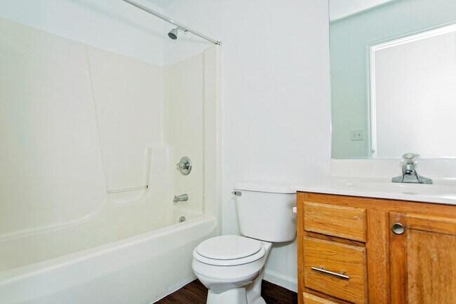 Building Photo - DELHI TOWNSHIP-Cute updated 3 bedroom 2bath ranch in OHSD w/huge 2 car garage