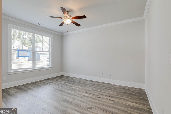 Building Photo - 320 Caledonia Ct