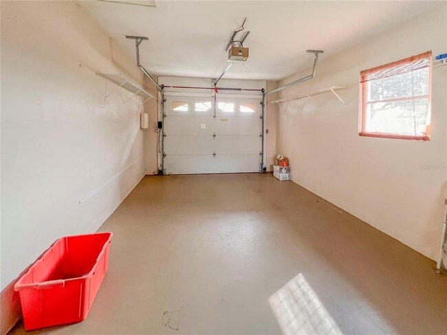 Building Photo - 1649 Livingstone St