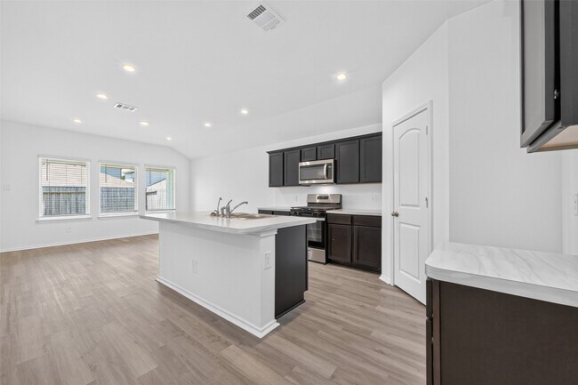 Building Photo - 14556 Lily Plns Dr