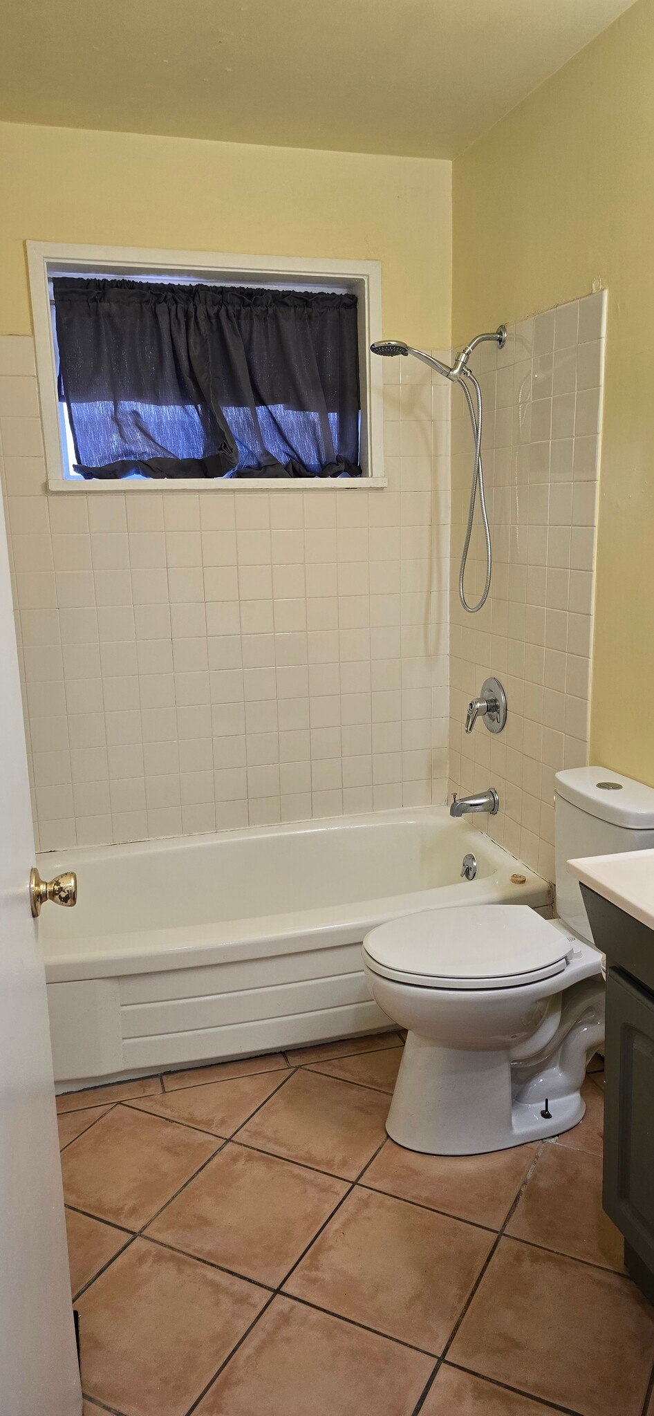 Bathroom - 903 E Laird Ave