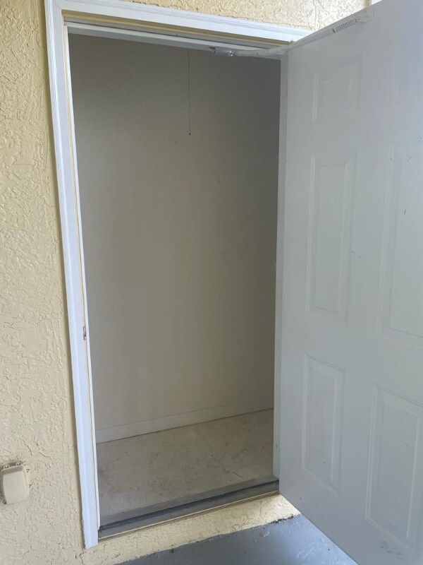 Building Photo - 1400 Lake Shadow Cir