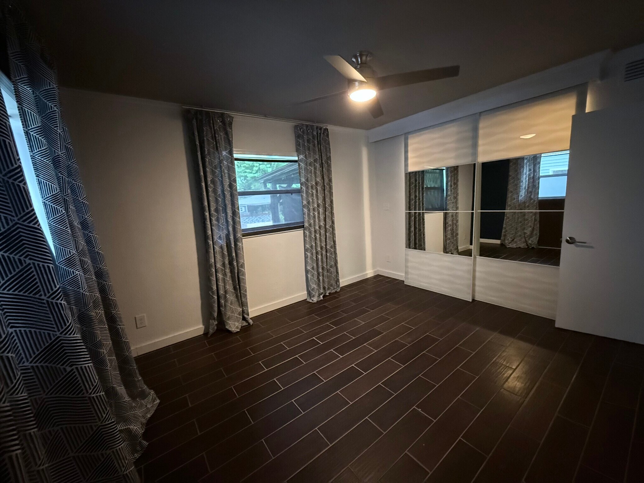 Building Photo - 414 Bywater Dr
