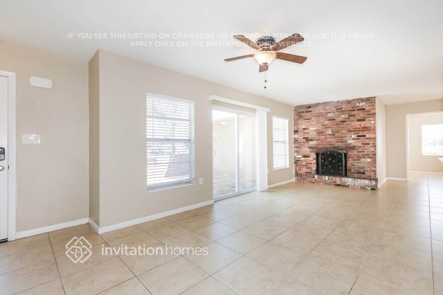 Building Photo - 105 Ridge Ct