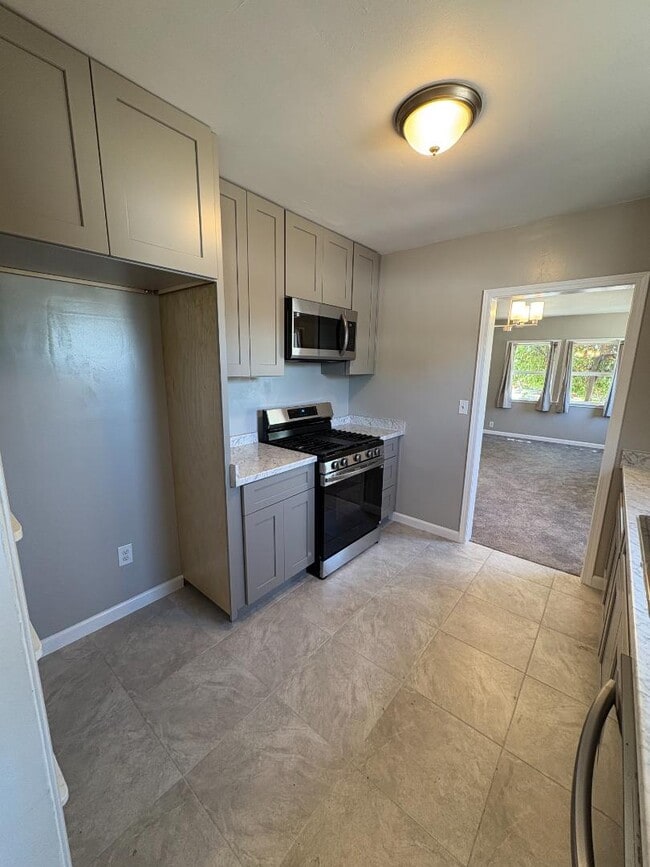 Building Photo - 8132 Tapia Via Dr