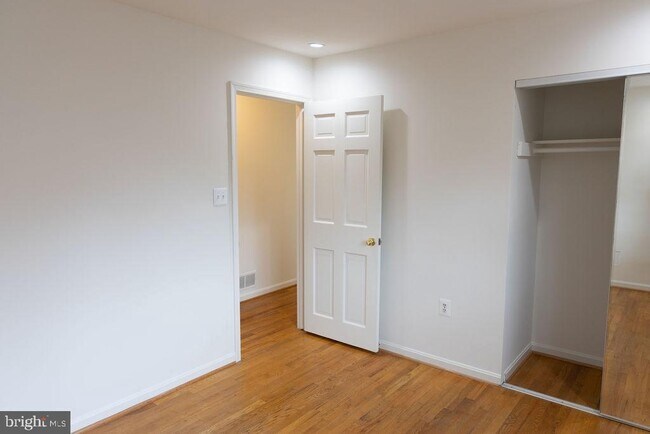 Building Photo - 1212 Forestwood Dr