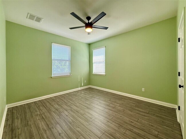 Building Photo - 4200 Rainy Creek Ln