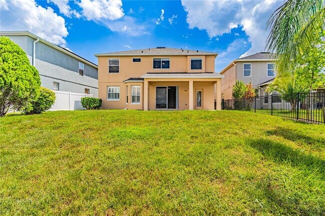 Building Photo - 643 Willett Dr