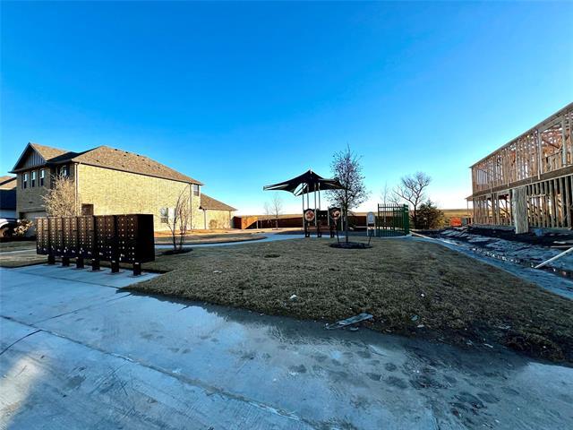 Building Photo - 2803 Woodland Ct