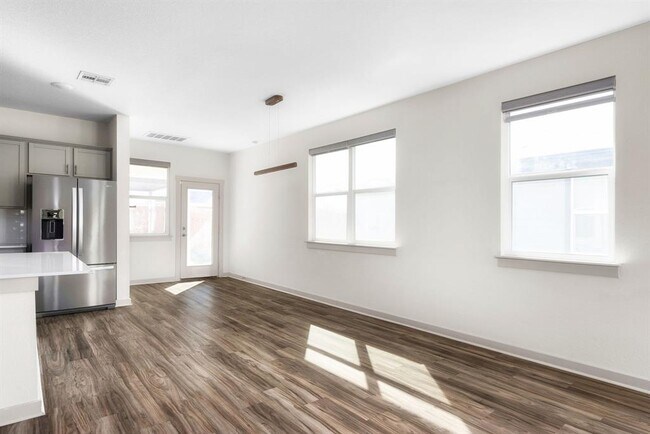 Building Photo - 7409 Peggie Nell Dr