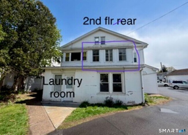 Building Photo - 252 Main St