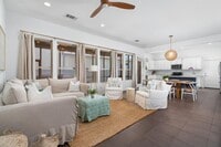 Building Photo - 1518 Frontier Valley Dr