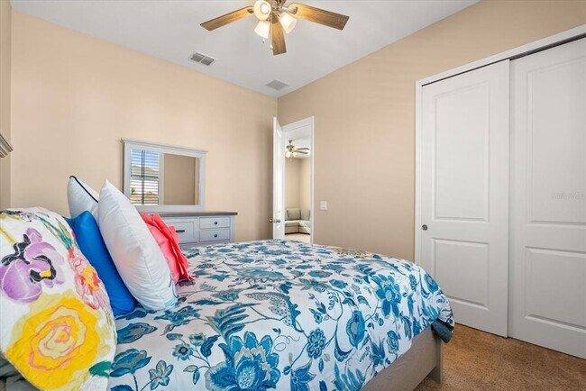 Building Photo - 6879 Arnoldson St