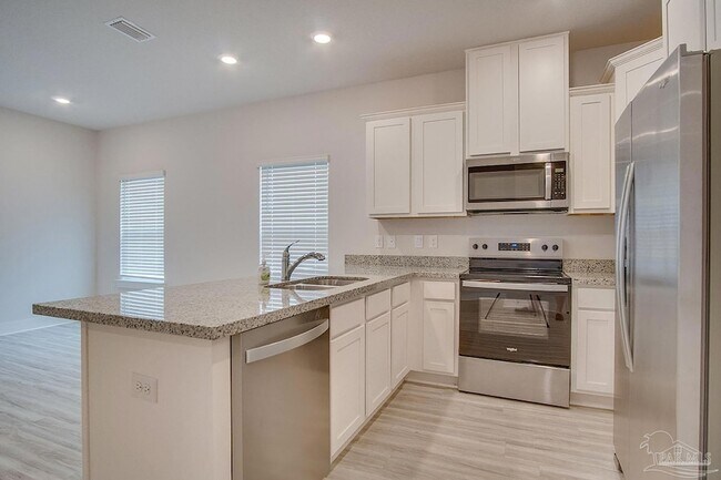 Building Photo - 9400 Nature Crk Ln