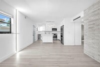 Building Photo - 3265 Virginia St