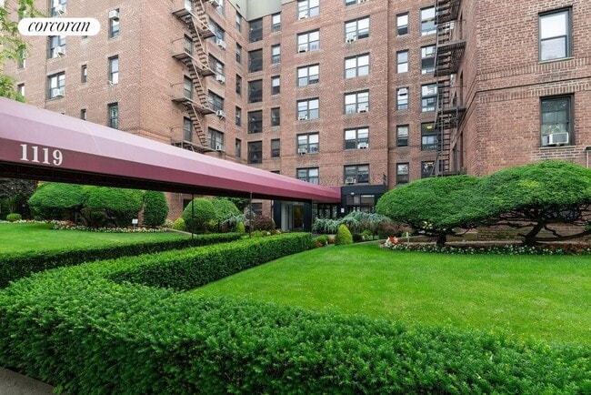 Building Photo - 1119 Ocean Pkwy