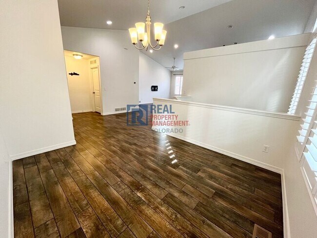 Building Photo - 10831 Fossil Dust Dr