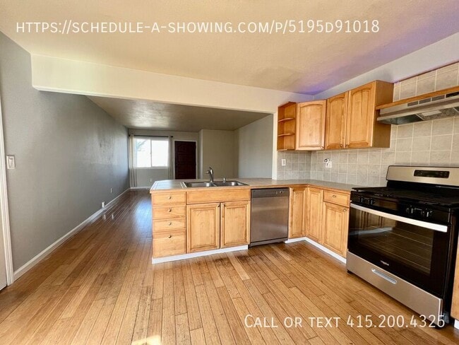 Building Photo - 3024 Talcott Ave