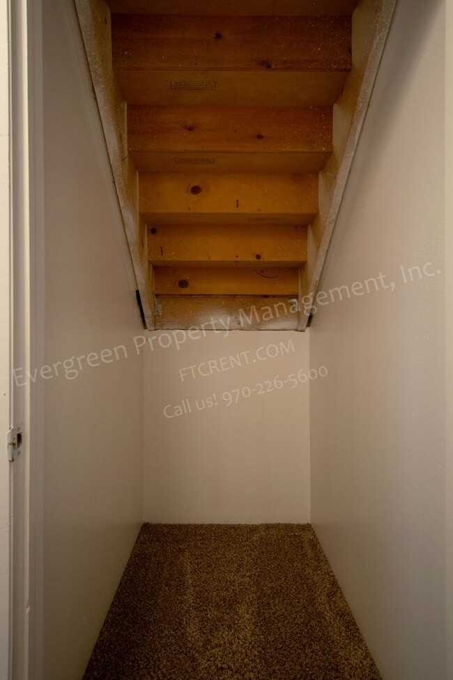 Building Photo - 3 Bedroom, 2 Bath Home in Fort Collins!