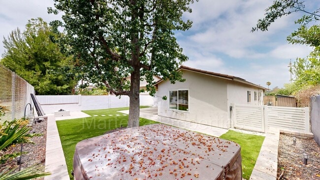 Building Photo - Amazing 3 Bedroom Home in Mission Viejo!