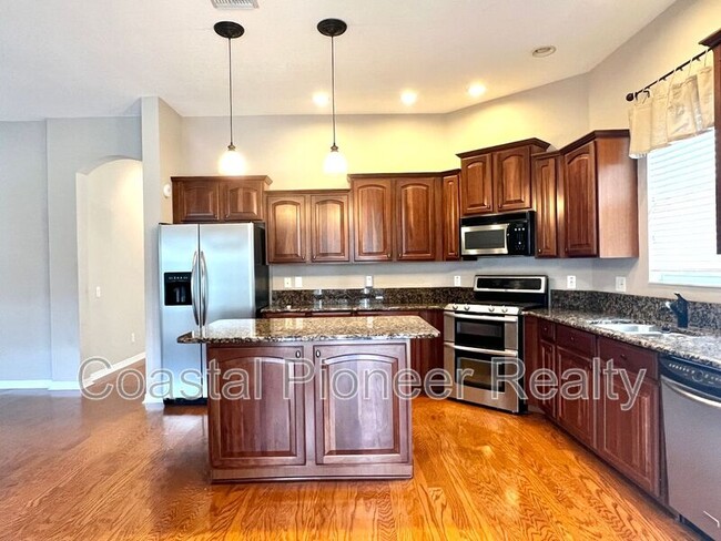 Building Photo - 9524 Greenpointe Dr