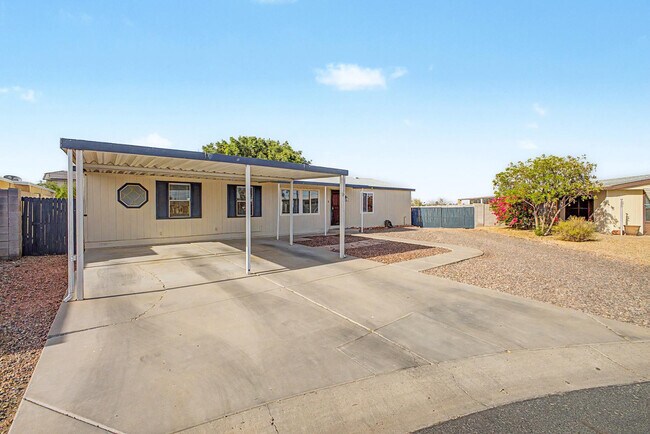 Building Photo - 8601 N 103rd Ave