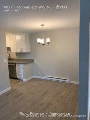 Building Photo - Apartment in Maple Leaf