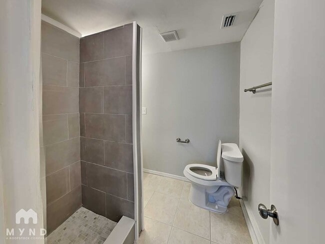 Building Photo - 3448 Norland Ct