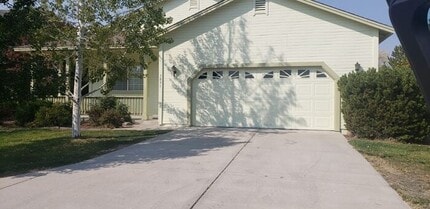 Building Photo - 3 bed 2 bath 2 Car Garage Cimarron Community Home FOR RENT!