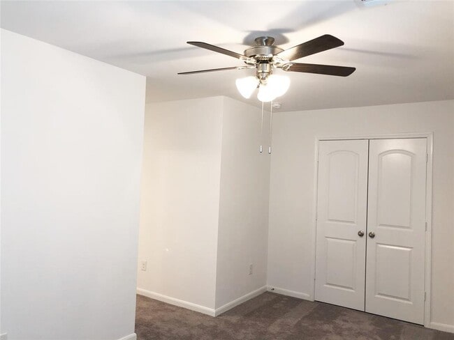 Building Photo - 491 Mesquite
