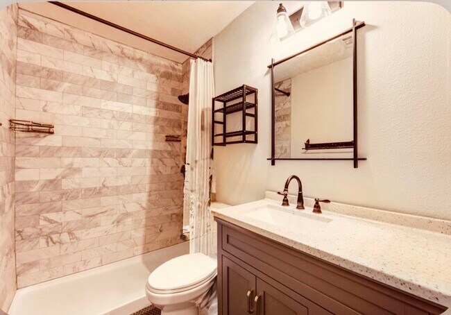 Building Photo - 19407 Glenway Falls Dr