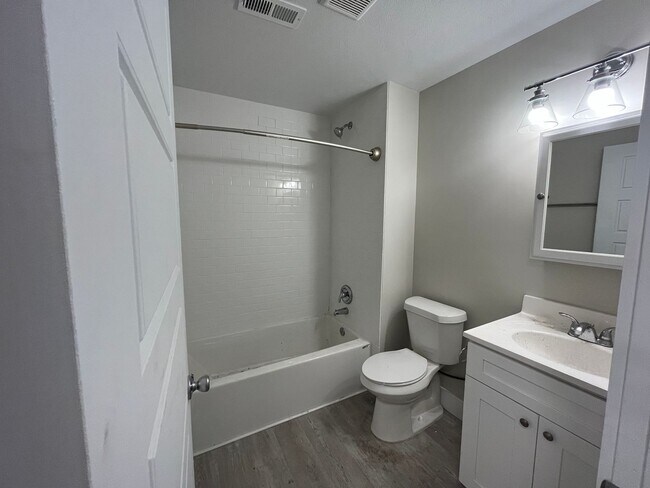 Building Photo - 1966 Randall Rd